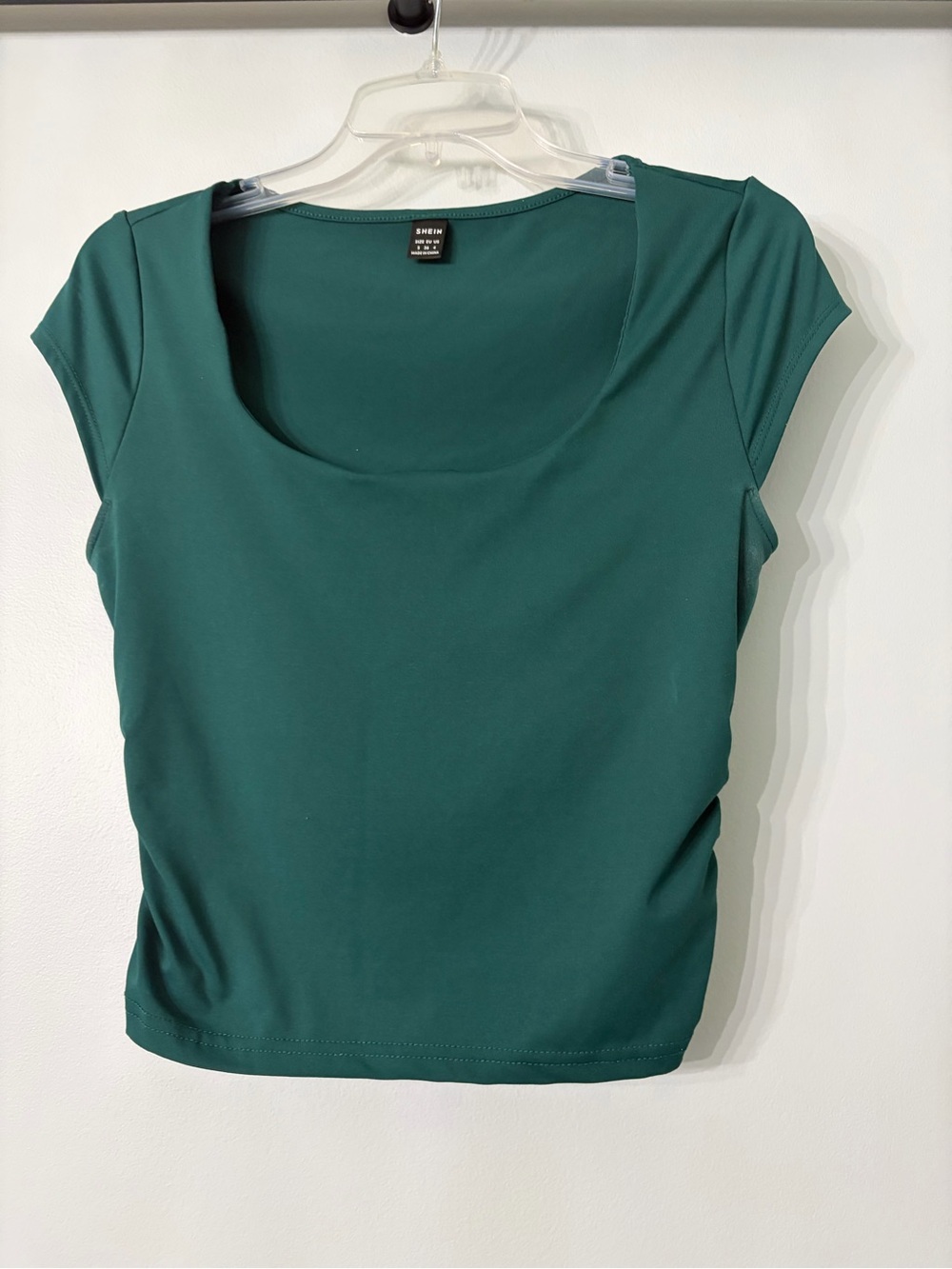 SHEIN Forest Green Scoop Neck Cap Sleeve Crop Top